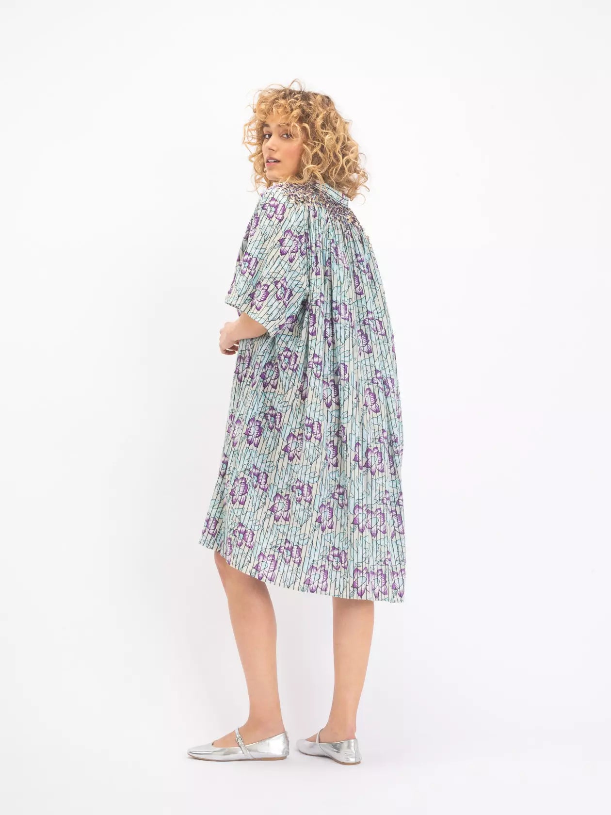 V DE VINSTER BLEUE ROBE COURTE BHUMI