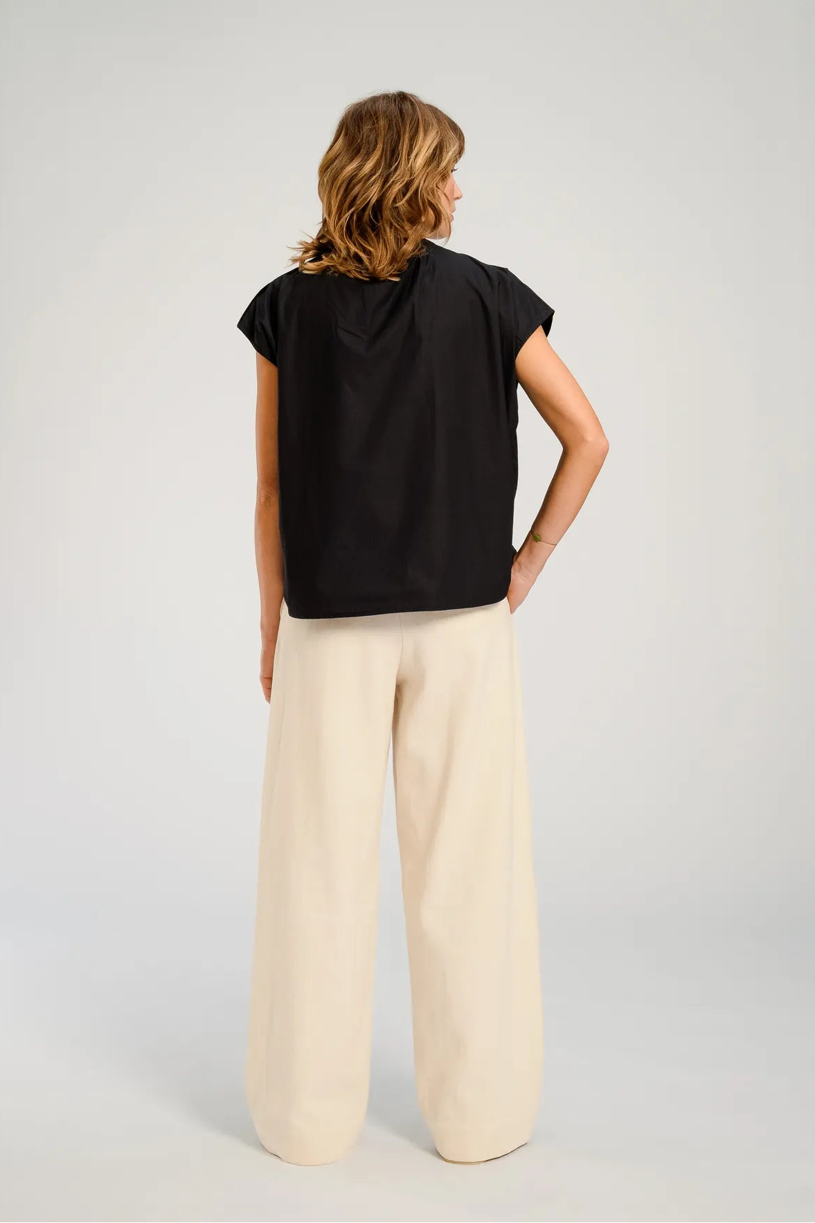 v de vinster chicago black blouse