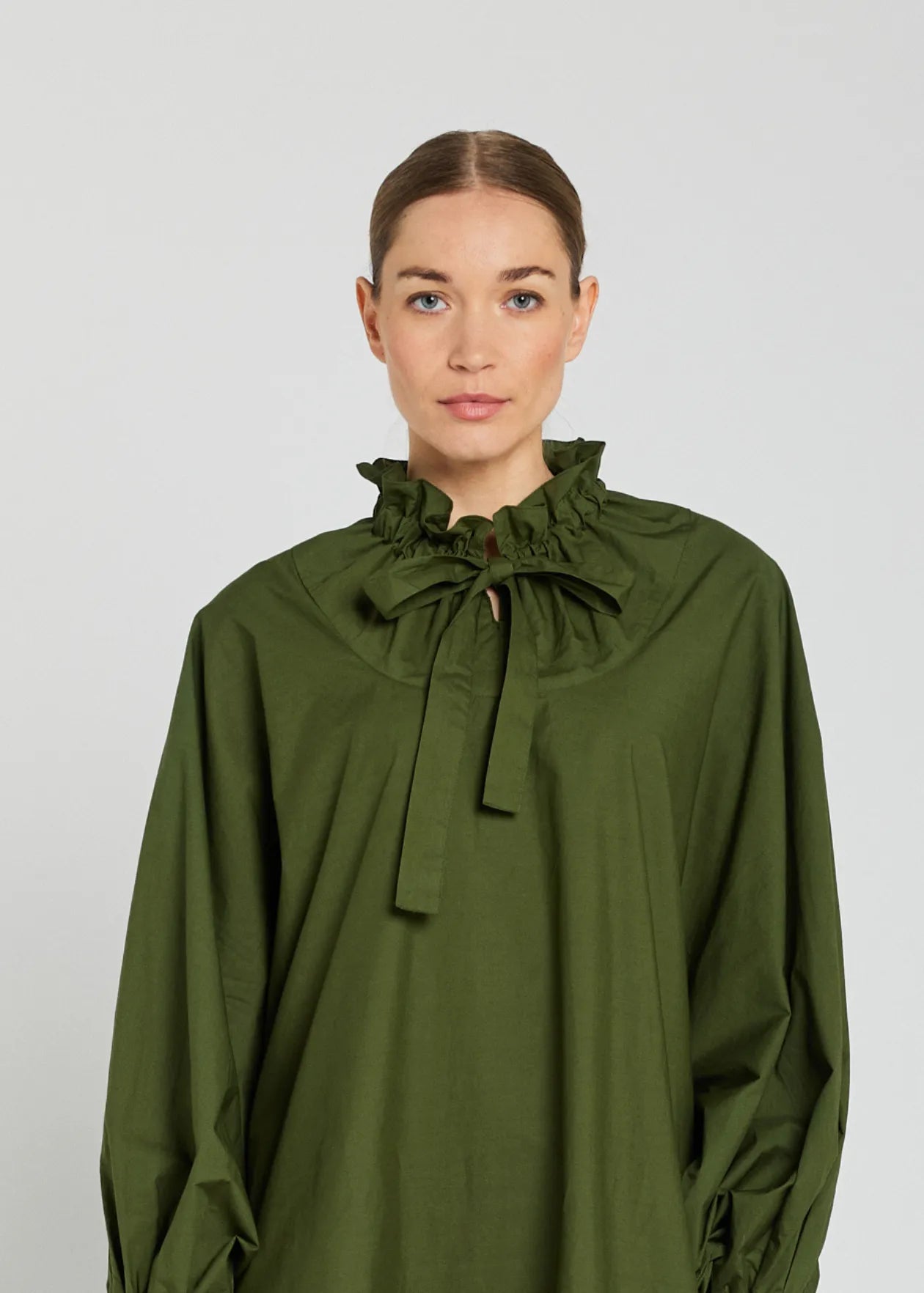 CLARA OLIVE V DE VINSTER
