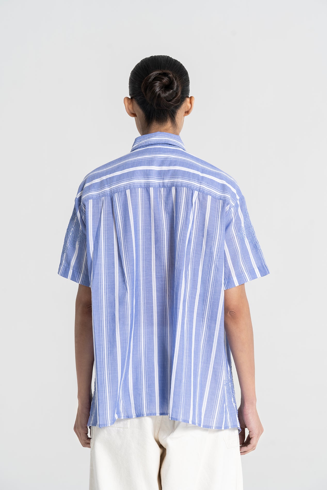 Chemise à rayures bleue brodée BRASILIA