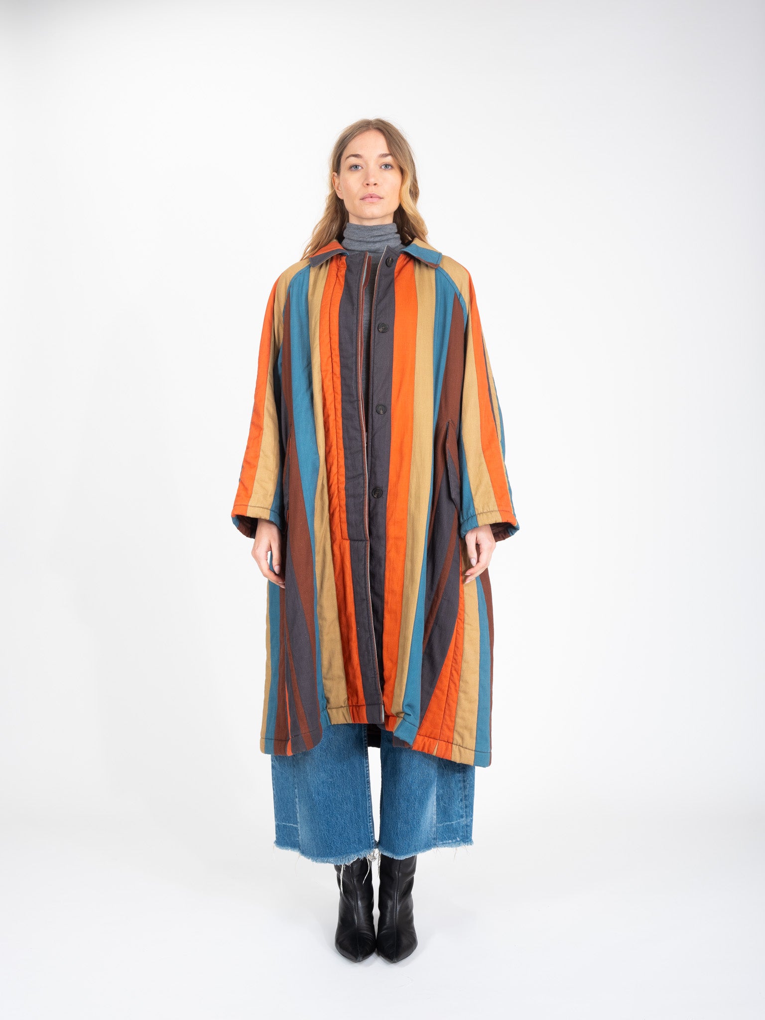 HAPPY orange striped quilted coat