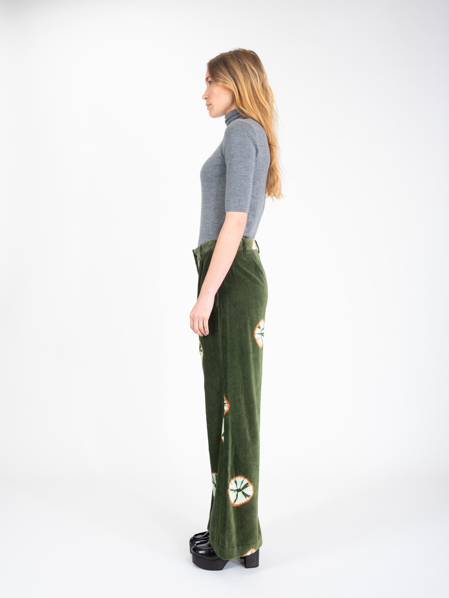Pantalon en velours kaki tie and dye CHARM