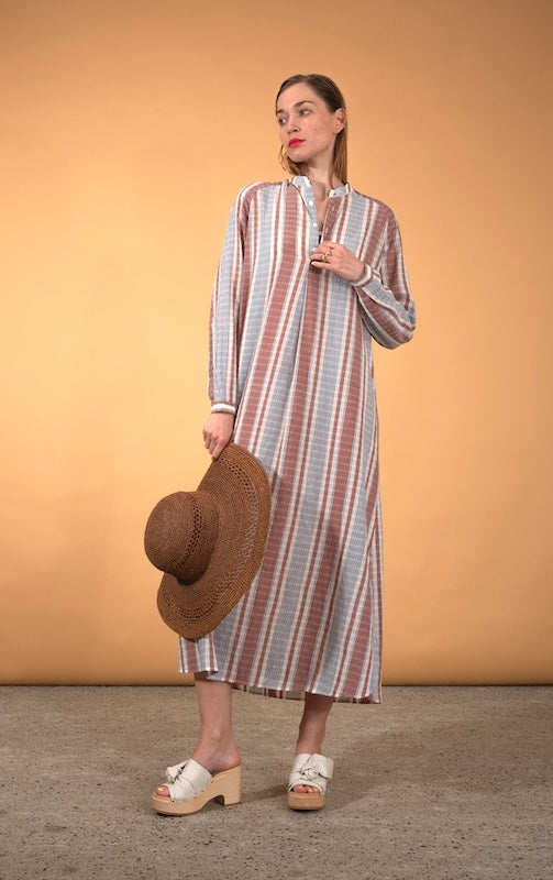 Robe à bandes USHA