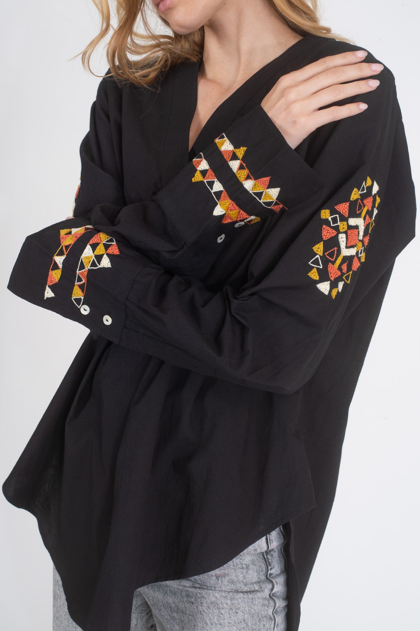 PLAYFUL embroidered black blouse