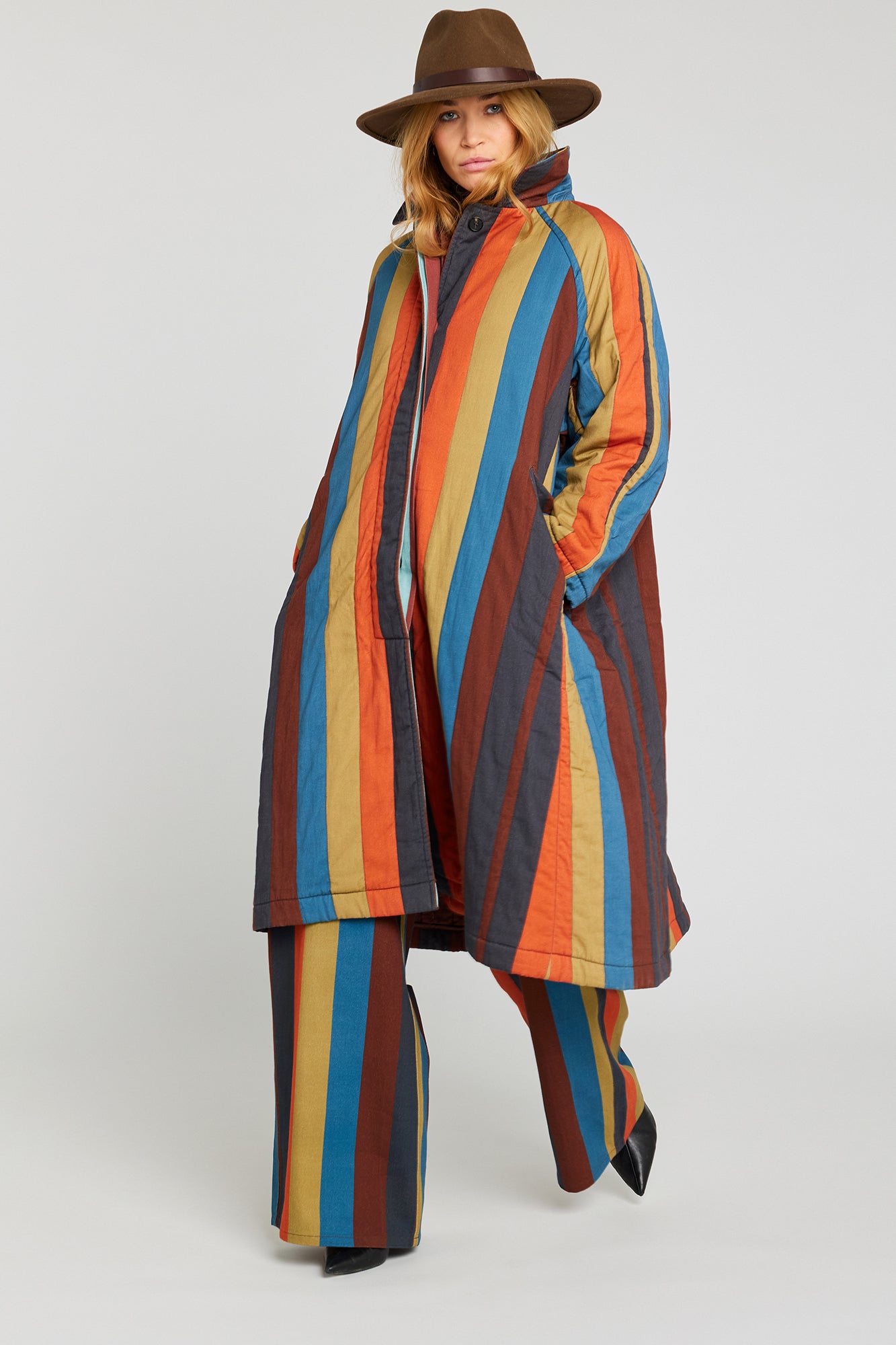 HAPPY orange striped quilted coat