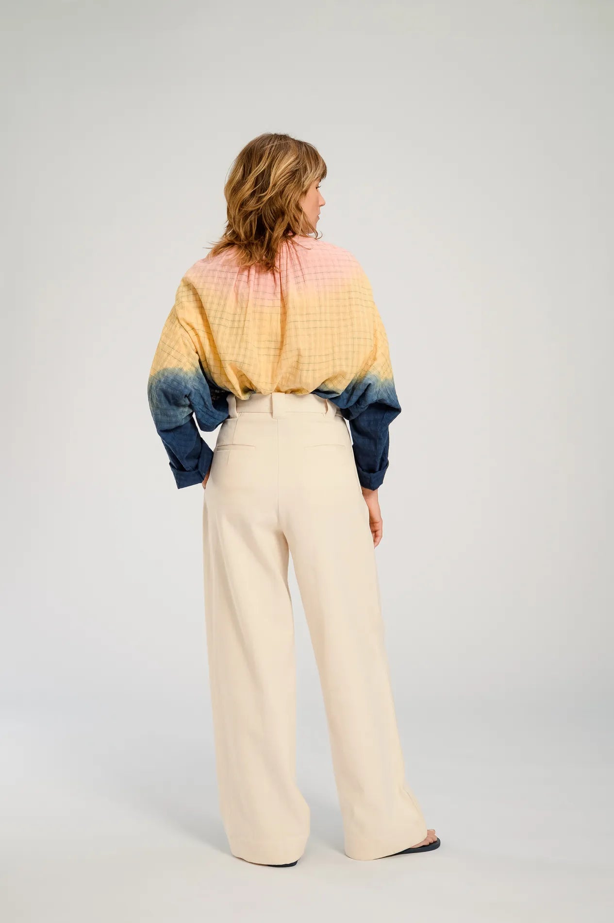 TIE AND DYE HIMI BLOUSE V DE VINSTER BLUE YELLOW