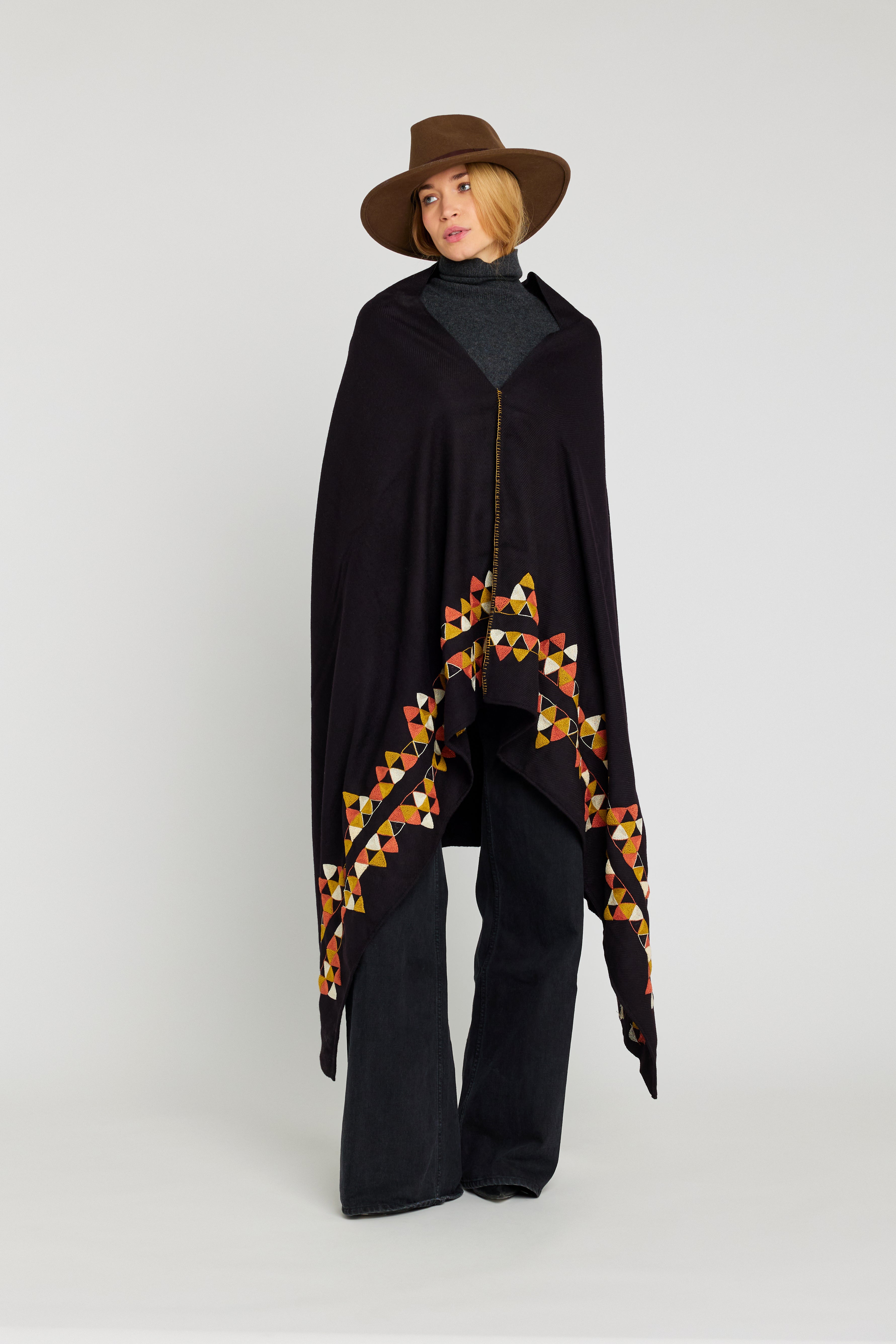 PLAYFUL embroidered black or white poncho