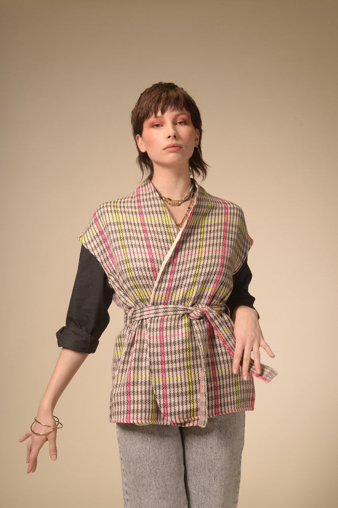 Manali woven tartan sleeveless kimono