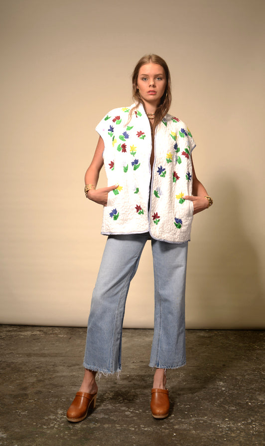 Sirva Floral Quilted Sleeveless Kimono