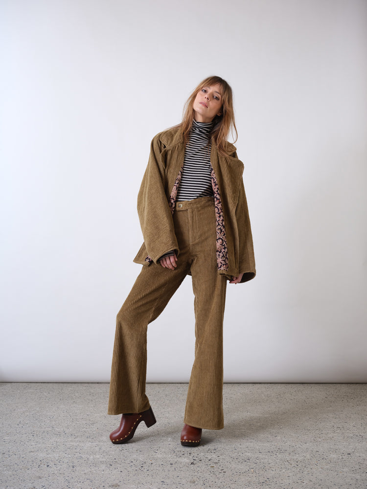 Barbara short brown corduroy jacket