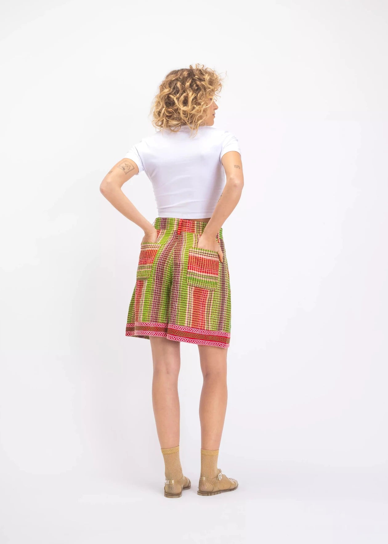 rouge v de vinster short rudra