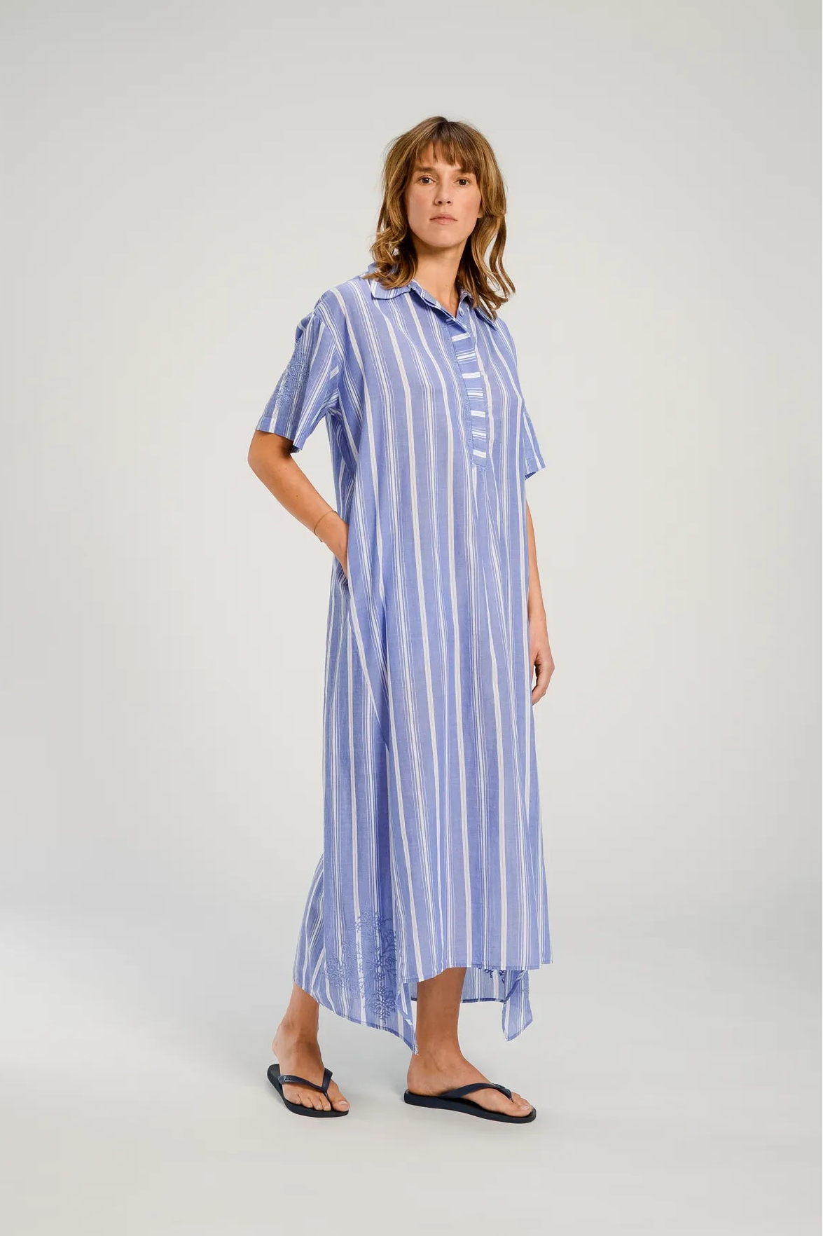 kaftan robe bleu ciel v de vinster 