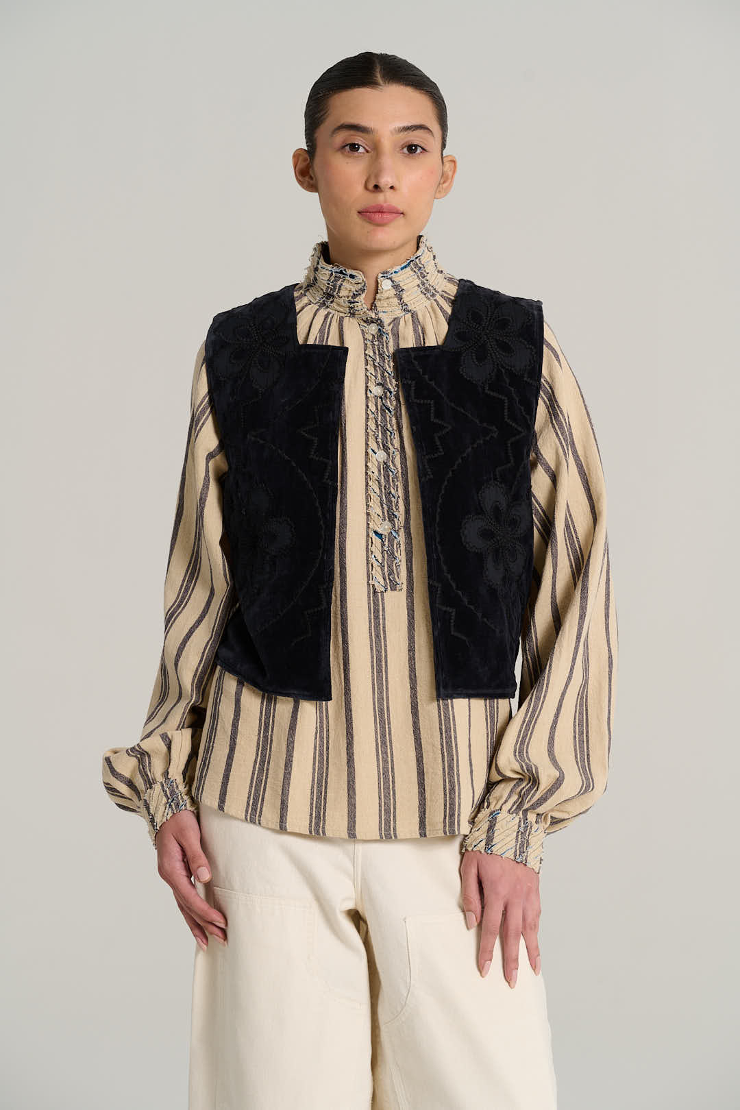 ISAAC Anthracite Velvet Bolero