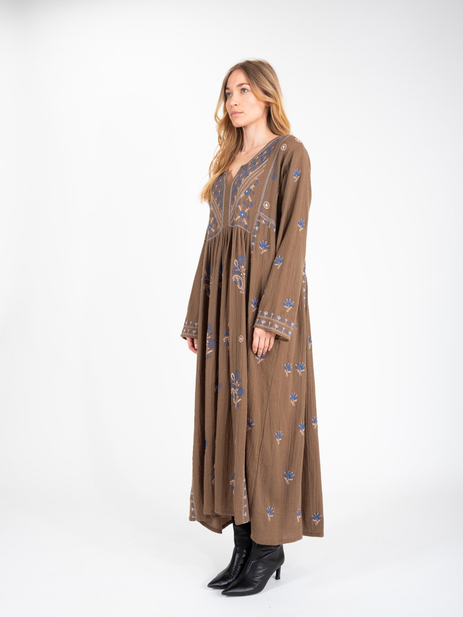 Robe kaki brodée HIPPY