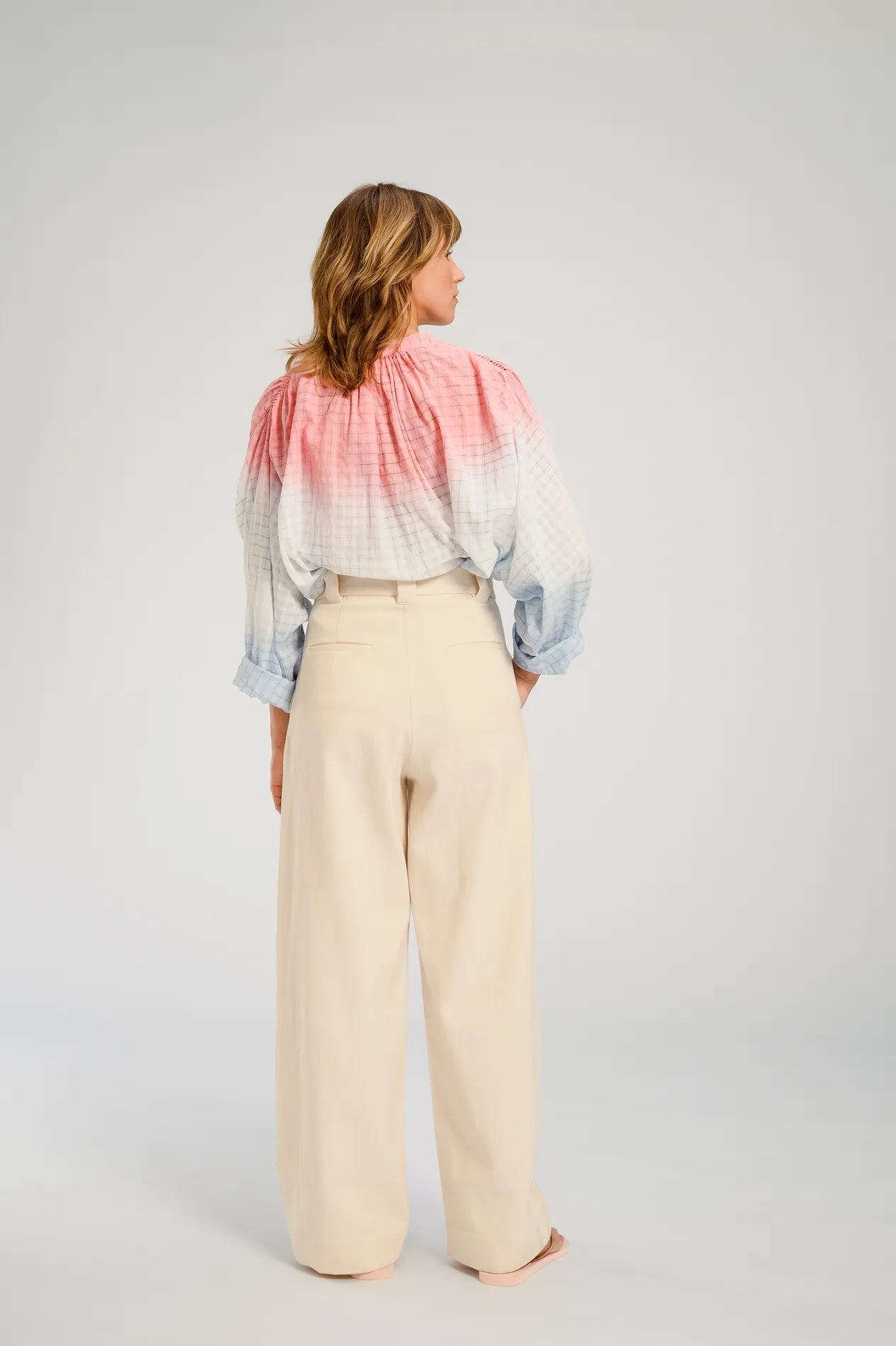  V DE VINSTER TIE AND DYE HIMI  BLUE PINK BLOUSE