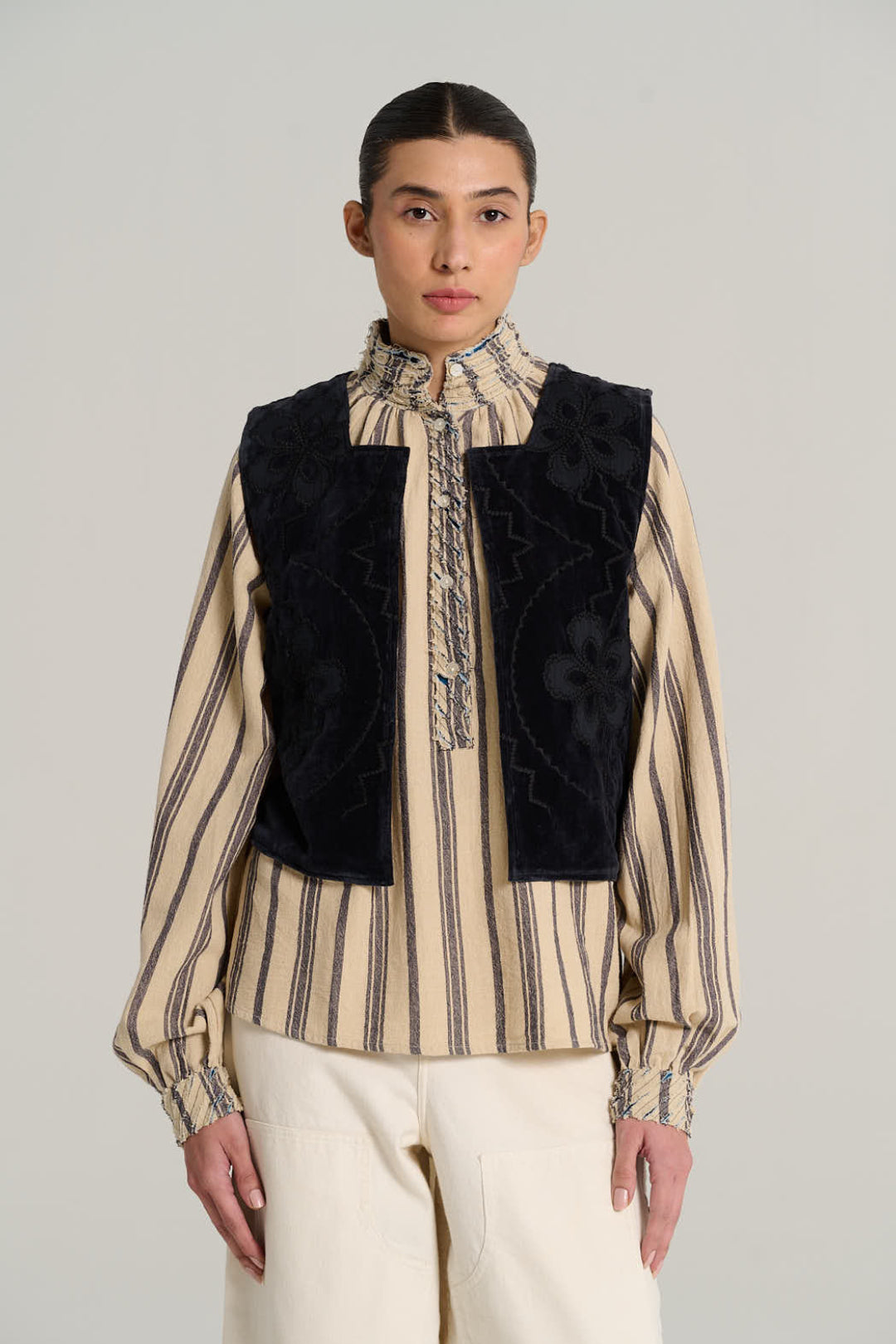 ISAAC black velvet bolero