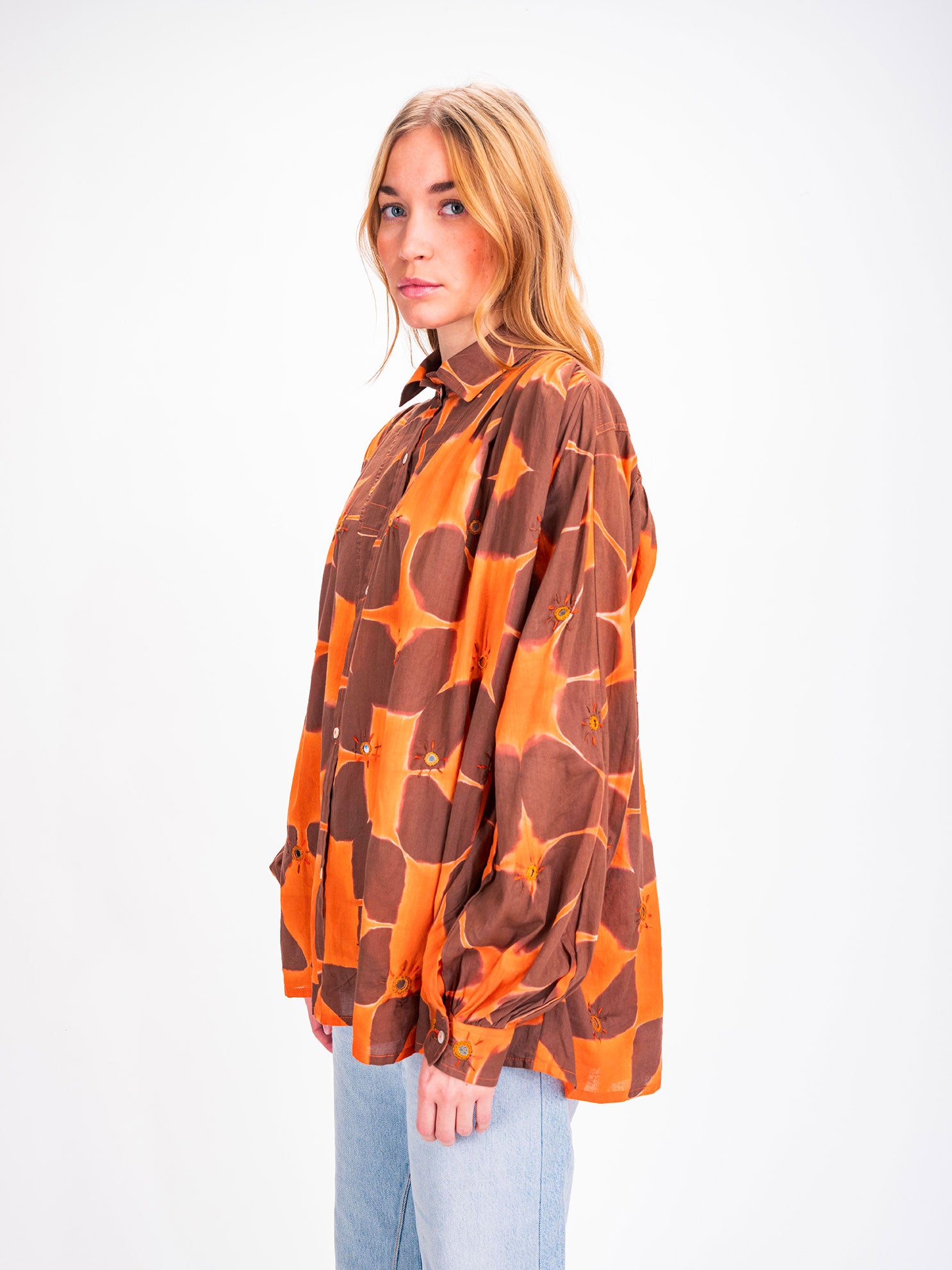 Chemise tie and dye orangé brodée Cramp