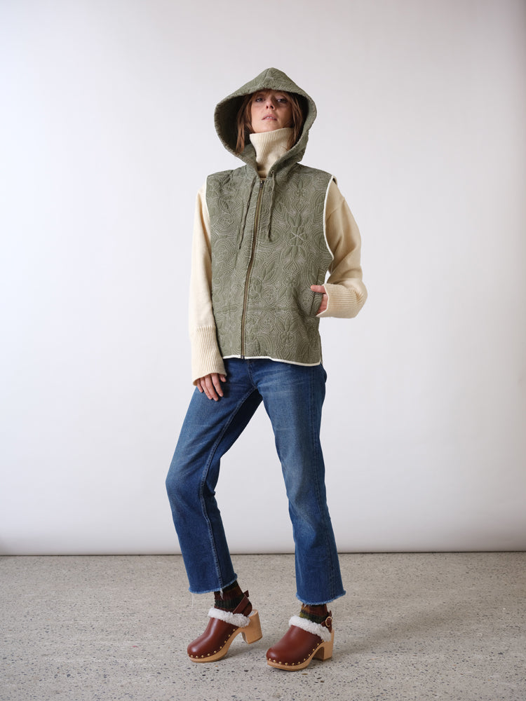 Flowers khaki quilted sleeveless hoodie